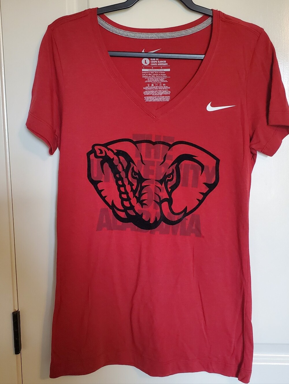 Nike Women's Red V-Neck Elephant Graphic Tee NWOT